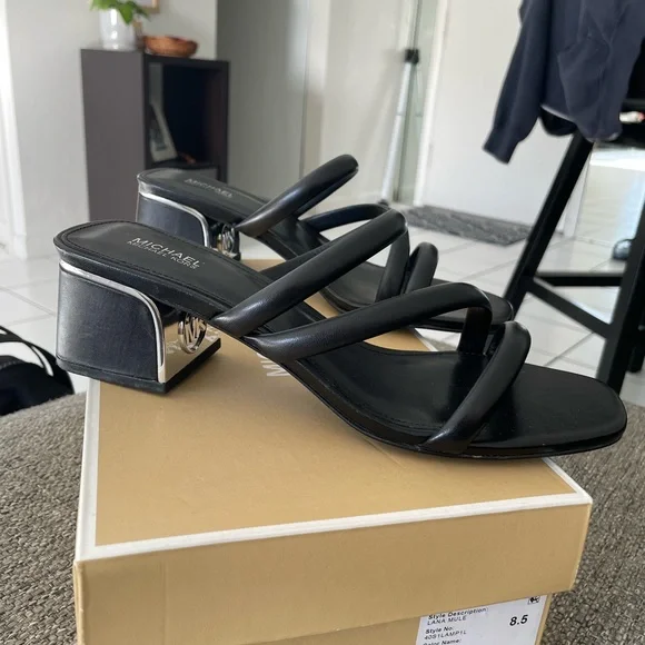 Michael Kors Women's Lana Strappy Sandals - Picture 2 of 9